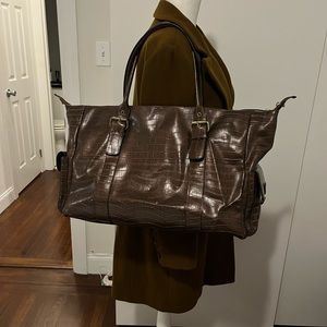 LARGE TRAVEL BAG - BROWN - FAUX ALLIGATOR LEATHER- GOOD CONDITION - TRAVEL/WORK